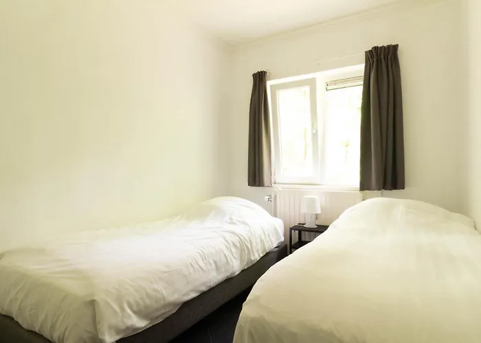 Hoefbos Semesterbostad Otterlo