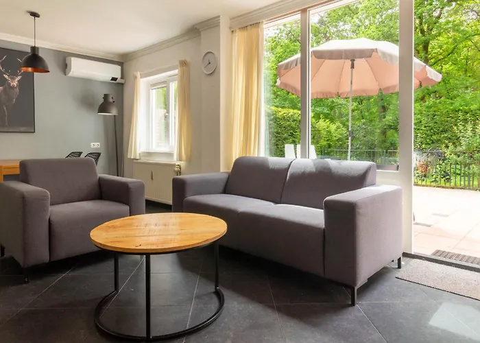 Hoefbos Ferienhaus *